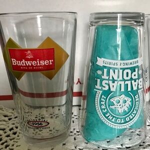 Set of 2 pint glasses; Budweiser and Ballast Point